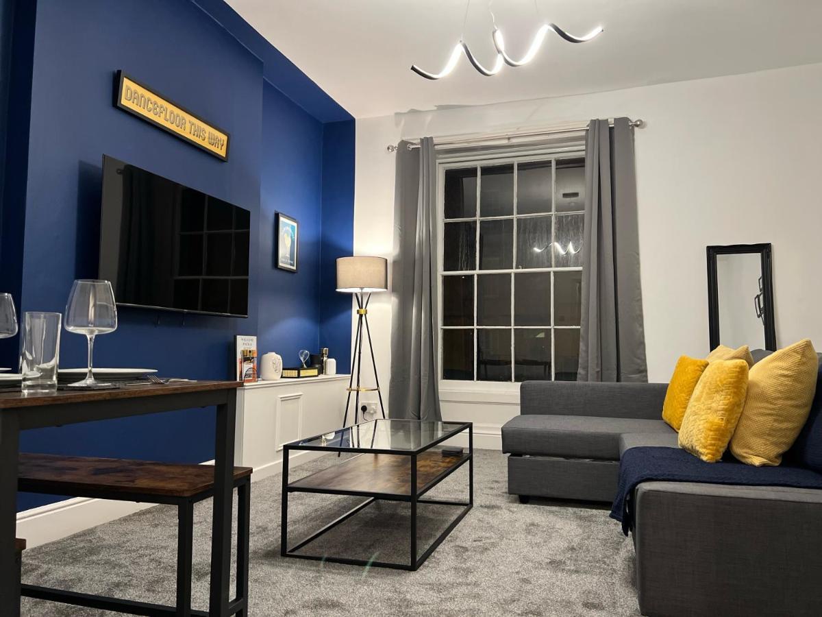 Centralised Meridian Place By Prescott Apartments Бристол Екстериор снимка
