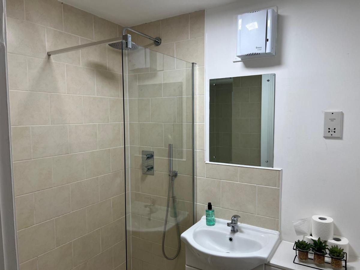 Centralised Meridian Place By Prescott Apartments Бристол Екстериор снимка